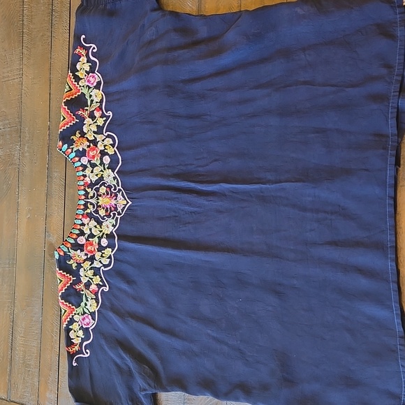 Johnny Was Sandra Heavily Embroidered Top - Picture 11 of 11